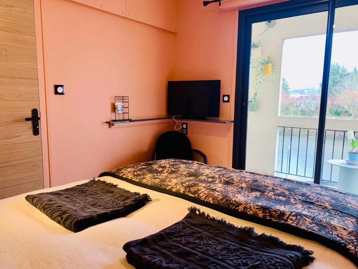 "Au Fil De La Charente" - Coeur De Saintes - Wifi Clim - Classe 4 Etoiles - 4 Pers エクステリア 写真