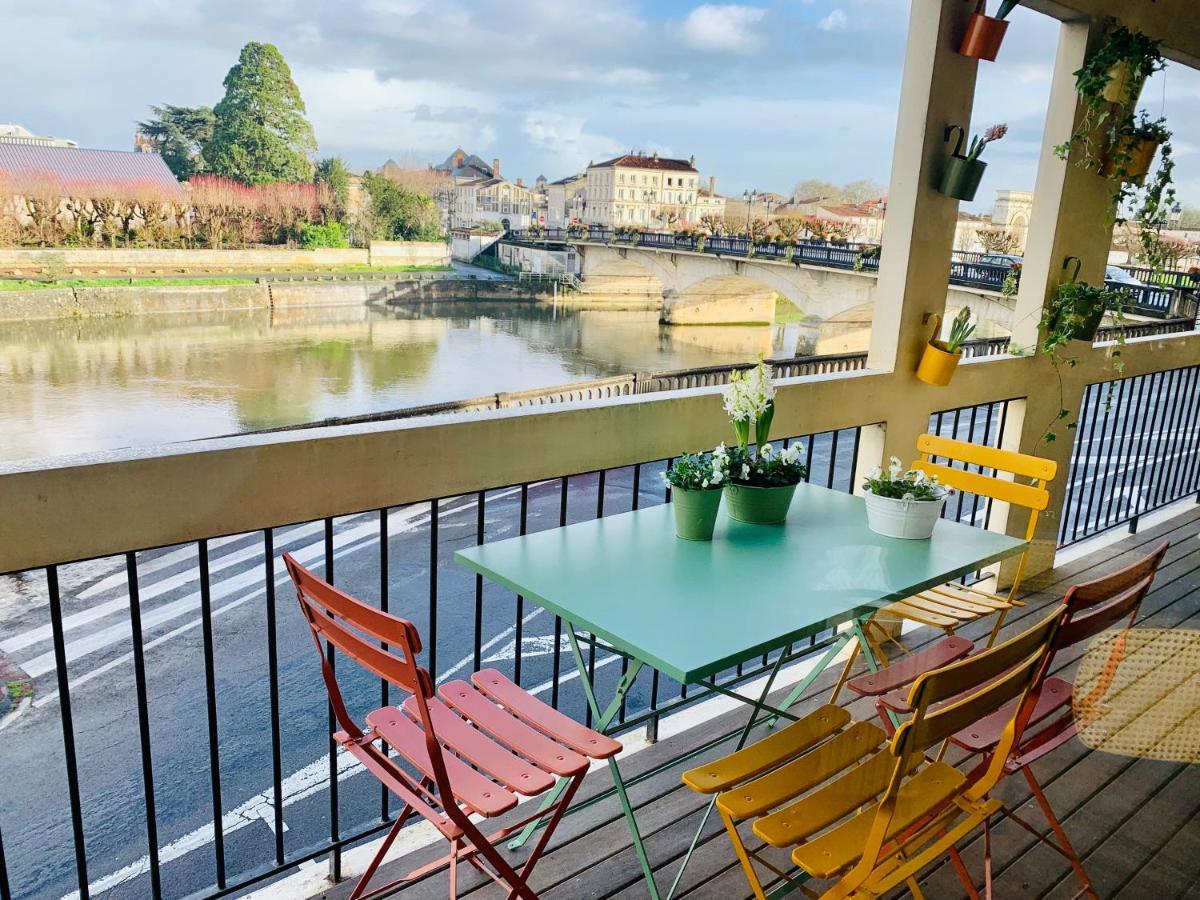 "Au Fil De La Charente" - Coeur De Saintes - Wifi Clim - Classe 4 Etoiles - 4 Pers エクステリア 写真